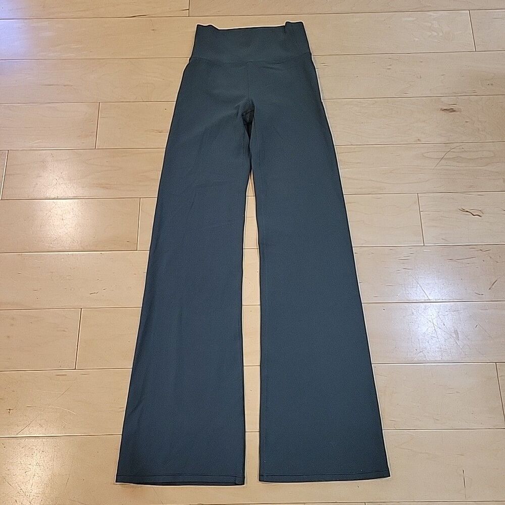 Vuori Wide Leg Pants Flare Leg High Rise Leggings VW4039 XS Green Yoga Workout - Picture 2 of 8